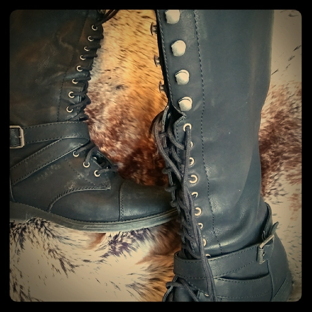 Like new Knee high combat-moto boots